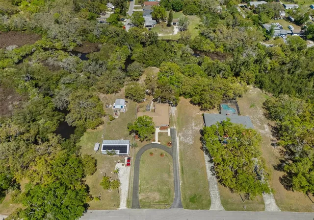 Homes for sale in Ruskin, FL | 502 3Rd Ave Se, Ruskin, FL 33570 | MLS# W7883941