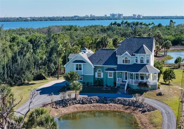 Homes for sale in Terra Ceia, FL | 925 Bayshore Dr, Terra Ceia, FL 34250 | MLS# A4686443