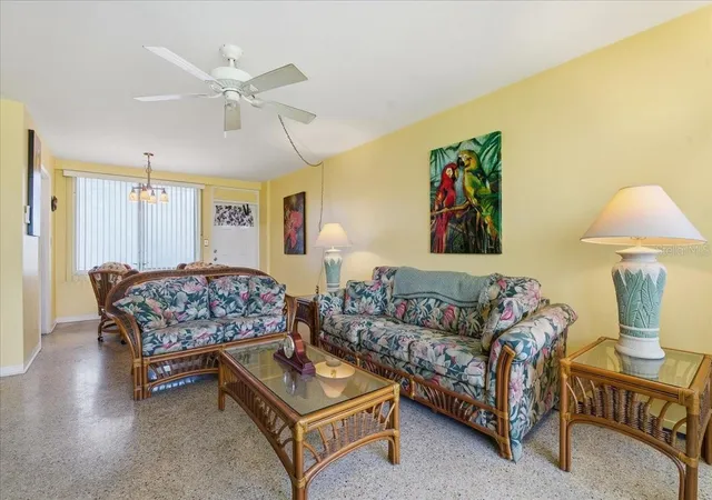 4th image of 200 N Betty Ln #1C, Clearwater, FL 33755 | MLS# A4686445