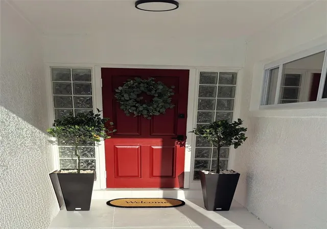 Photo 3 of Single family home for sale at 4510 NE Helena St, Saint Petersburg, FL 33703 | MLS# TB8487250 | Listing updated on 2026-09-12