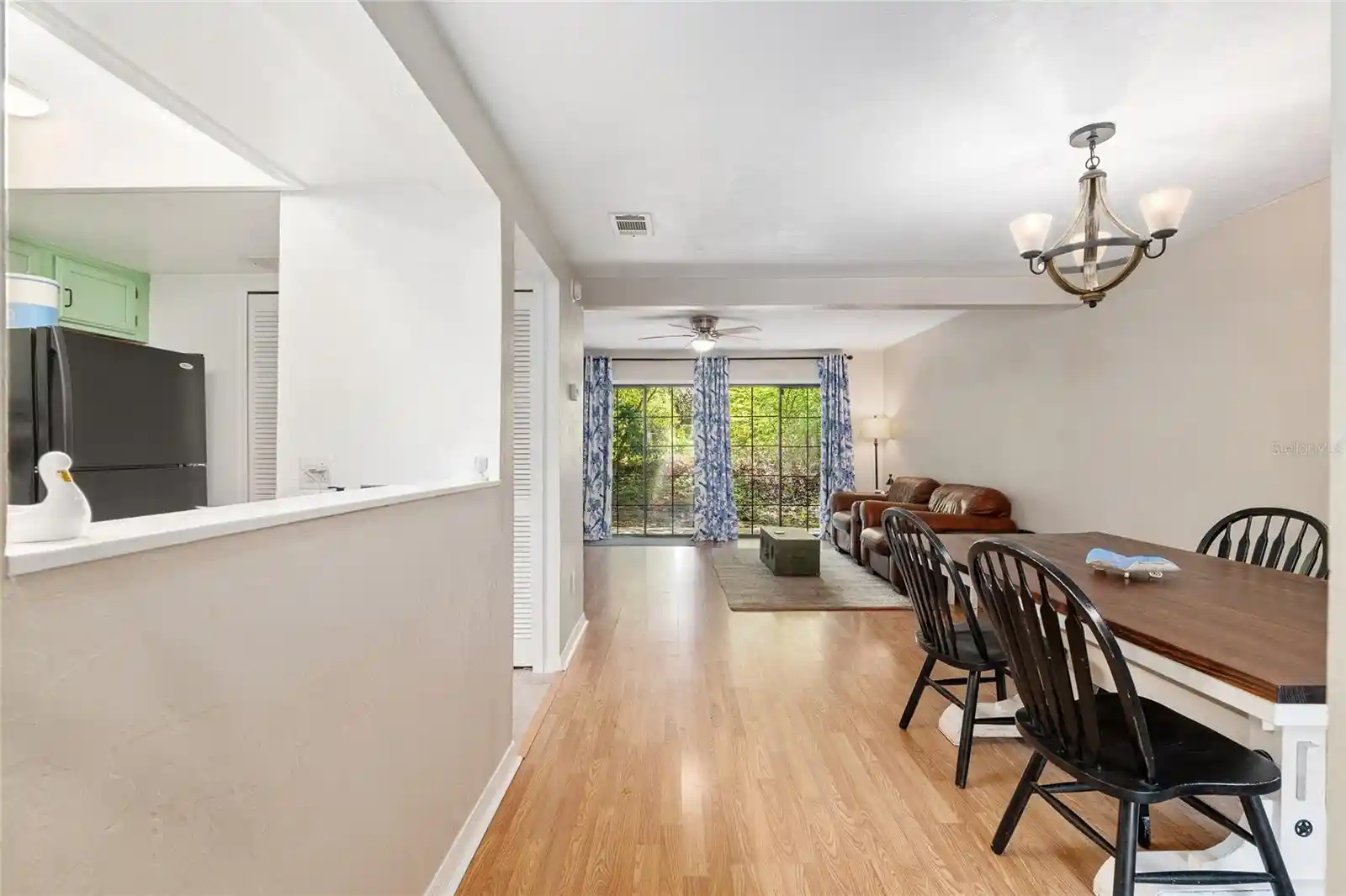 Listing Photo 2 - Condo for sale in 900 Sw 62Nd Blvd located at 900 Sw 62Nd Blvd, Gainesville, FL 32607 - Unit #D24