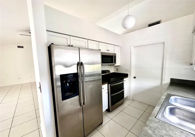 Photo 4 of Single family home for sale at 1757 Quail Ridge Loop, Kissimmee, FL 34744 | MLS# O6391222 | Listing updated on 2026-10-08