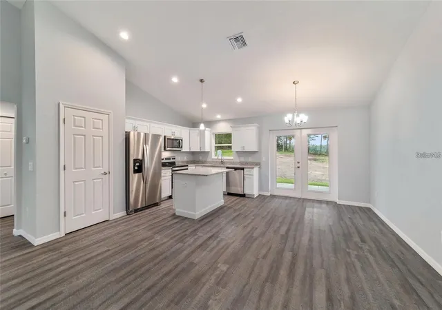 5th image of 6459 Sw 204Th Ave, Dunnellon, FL 34431 | MLS# A4686476