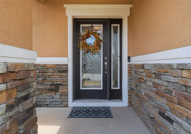 5th image of 979 Counts Crest Cir, Apopka, FL 32712 | MLS# O6391238
