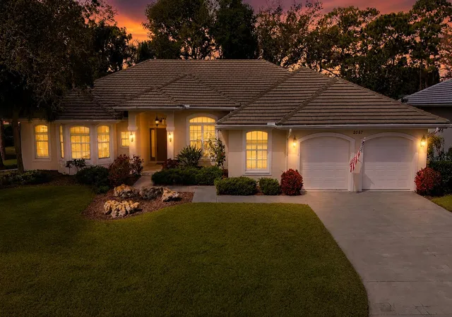 Photo 1 of Single family home for sale at 2067 Tocobaga Ln, Nokomis, FL 34275 | MLS# A4686480 | Listing updated on 2026-09-17
