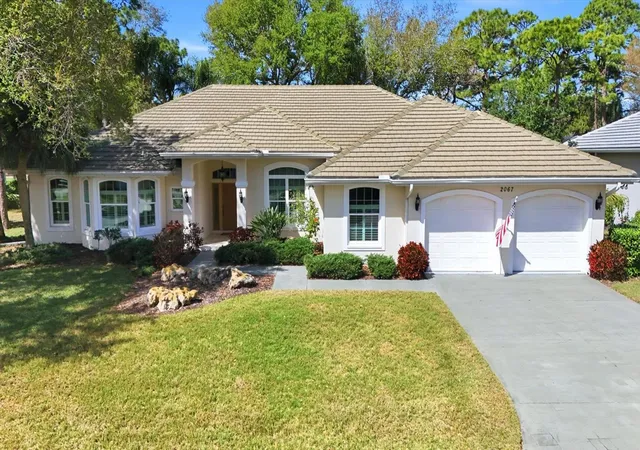 Photo 2 of Single family home for sale at 2067 Tocobaga Ln, Nokomis, FL 34275 | MLS# A4686480 | Listing updated on 2026-09-17