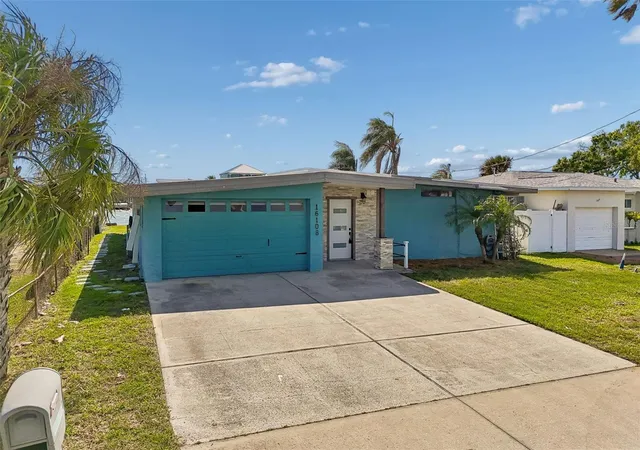 2nd image of 16108 5th St E, Redington Beach, FL 33708 | MLS# TB8487331