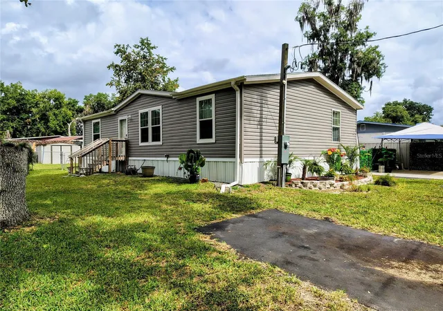 Homes for sale in Lake Panasoffkee, FL | 1912 Cr 439c, Lake Panasoffkee, FL 33538 | MLS# G5109695
