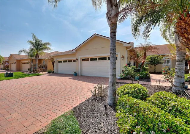 Photo 1 of Single family home for sale at 1678 Linz Ct, Winter Haven, FL 33884 | MLS# L4960316 | Listing updated on 2026-09-19