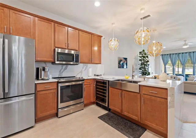 Photo 3 of Single family home for sale at 1678 Linz Ct, Winter Haven, FL 33884 | MLS# L4960316 | Listing updated on 2026-09-19