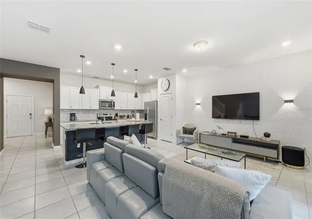Photo 3 of Townhouse for sale at 236 Jetty Way, Davenport, FL 33897 | MLS# O6391286 | Listing updated on 2026-09-18