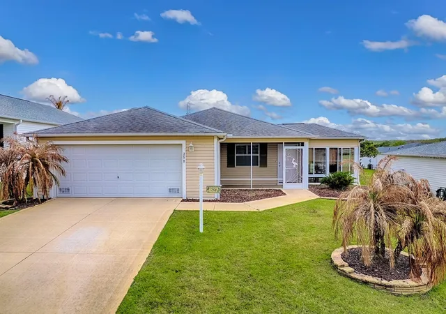 Photo 2 of Single family home for sale at 258 Arbella Loop, The Villages, FL 32162 | MLS# G5109704 | Listing updated on 2026-09-23