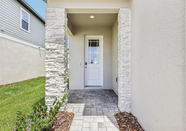 Photo 3 of Sale Pending at 2166 Wildberry Way, Minneola, FL 34715 | MLS# TB8487395 | Listing updated on 2026-08-31