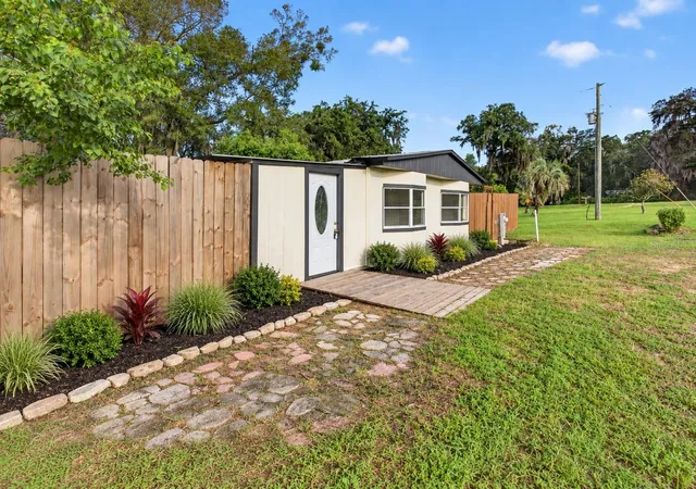 Photo 2 of Single family home for sale at 6287 Magnolia St, Keystone Heights, FL 32656 | MLS# GC538554 | Listing updated on 2026-10-08