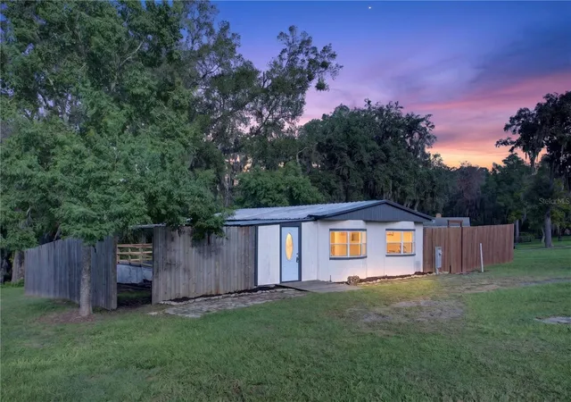 Photo 3 of Single family home for sale at 6287 Magnolia St, Keystone Heights, FL 32656 | MLS# GC538554 | Listing updated on 2026-10-08