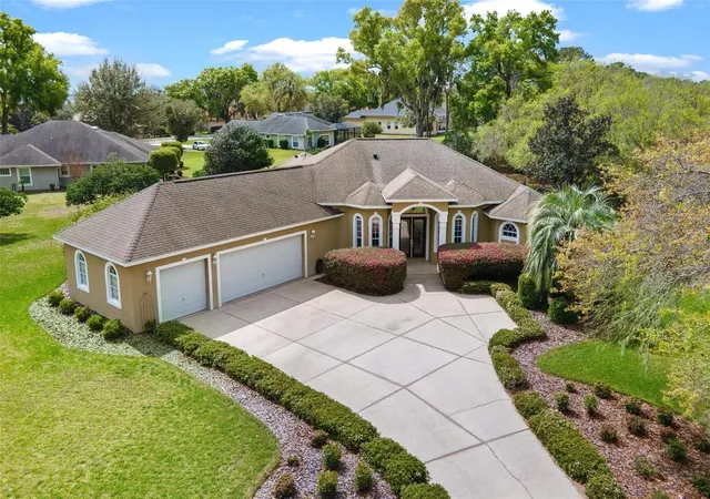 Homes for sale in Lady Lake, FL | 6053 Spinnaker Loop, Lady Lake, FL 32159 | MLS# G5109709