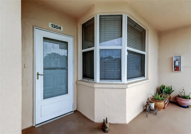 Homes for sale in St. Petersburg, FL | 6205 Shoreline Dr, St. Petersburg, FL 33708