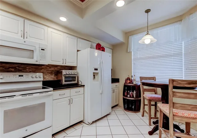 Homes for sale in St. Petersburg, FL | 6205 Shoreline Dr, St. Petersburg, FL 33708