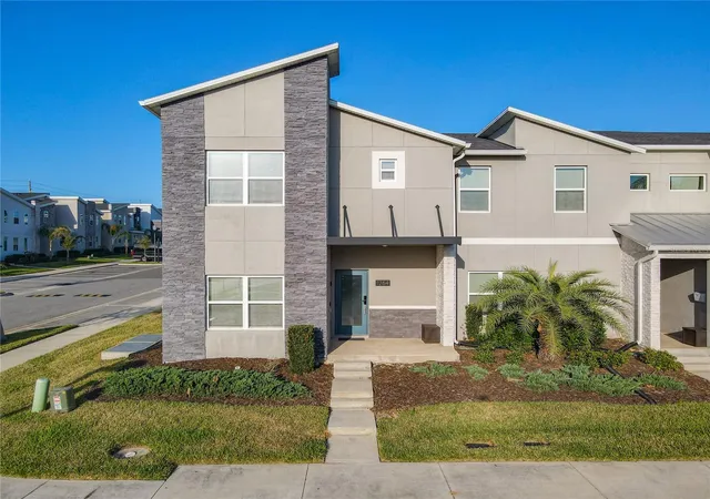 Photo 1 of Townhouse for sale at 1264 Challenge Dr #1264, Davenport, FL 33896 | MLS# O6391355 | Listing updated on 2026-07-18