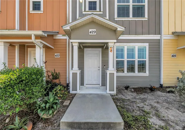 4th image of 429 Lorraine Leland St, Dunedin, FL 34698 | MLS# TB8487461