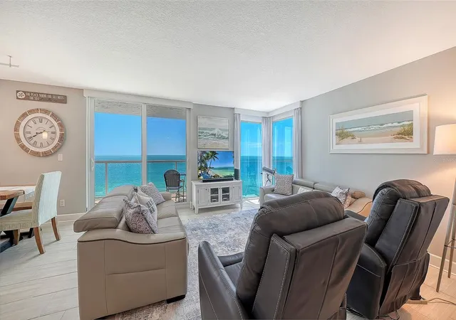 Homes for sale in Longboat Key, FL | 2425 Gulf Of Mexico Dr #14E, Longboat Key, FL 34228 | MLS# A4686539