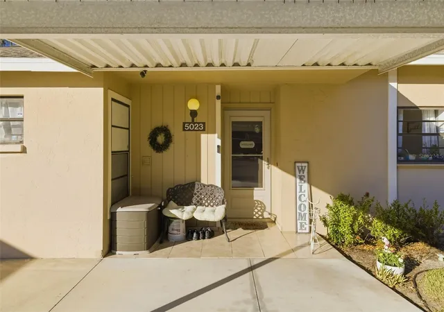 Homes for sale in Sarasota, FL | 5023 Village Gardens Dr #29, Sarasota, FL 34234 | MLS# A4686540