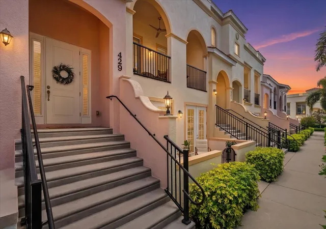 Photo 1 of Townhouse for sale at 429 Nokomis Ave S, Venice, FL 34285 | MLS# N6143458 | Listing updated on 2026-09-15