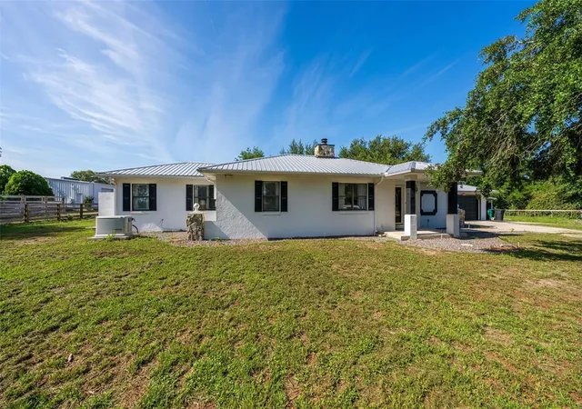 Photo 2 of House for sale at 12650 SE 98th Lane, Dunnellon, FL 34431 | MLS# OM720989 | Listing updated on 2026-09-18