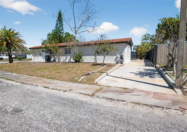 37th image of 3206 Pinon Dr, Holiday, FL 34691 | MLS# O6391451