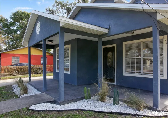 Photo 3 of Single family home for sale at 822 Polk St, Orlando, FL 32805 | MLS# O6391468 | Listing updated on 2026-09-20