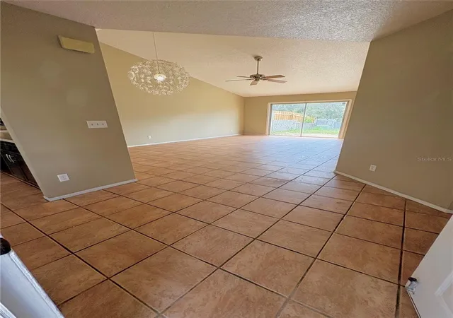 Listing Photo 4 - Condo for sale in building located at 7416 Little Pond Ct, ORLANDO, FL 32810