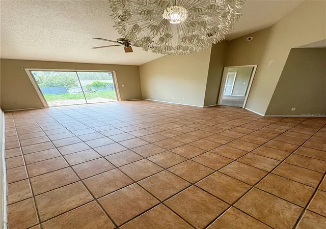 Listing Photo 5 - Condo for sale in building located at 7416 Little Pond Ct, ORLANDO, FL 32810