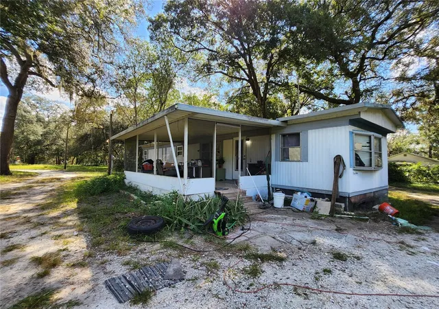 5th image of 16930 Se 1St Ln, Silver Springs, FL 34488 | MLS# OM721006