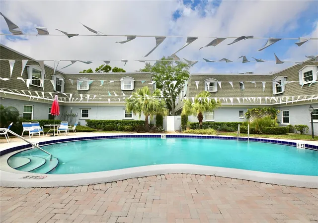 2nd image of 1713 Belleair Forest Dr #C, Belleair, FL 33756 | MLS# TB8487598