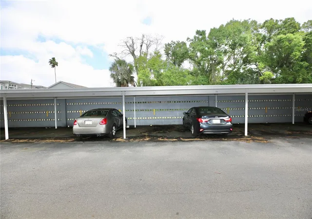 35th image of 1713 Belleair Forest Dr #C, Belleair, FL 33756 | MLS# TB8487598