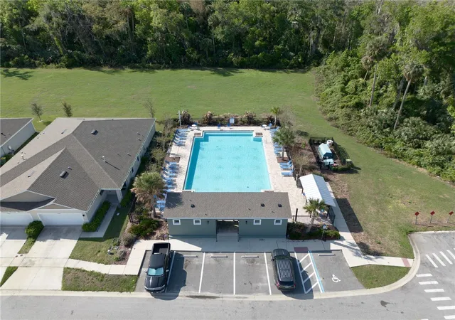 Photo 2 of Single family home for sale at 29320 Armoyan Blvd, Leesburg, FL 34748 | MLS# G5109729 | Listing updated on 2026-07-14