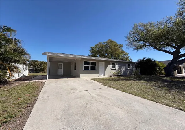 1st image of 737 Gulf Coast Blvd, Venice, FL 34285 | MLS# O6391518