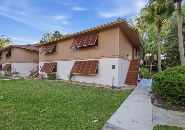 Homes for sale in Deltona, FL | 100 Sweetgum Woods Ct #9B, Deltona, FL 32725 | MLS# V4947959
