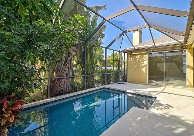 Photo 1 of Single family home for sale at 5453 Ashton Manor Dr, Sarasota, FL 34233 | MLS# A4686593 | Listing updated on 2026-09-25