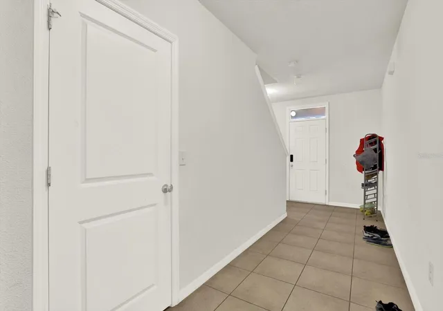4th image of 10219 Hawk Storm Ave, Tampa, FL 33610 | MLS# TB8487653