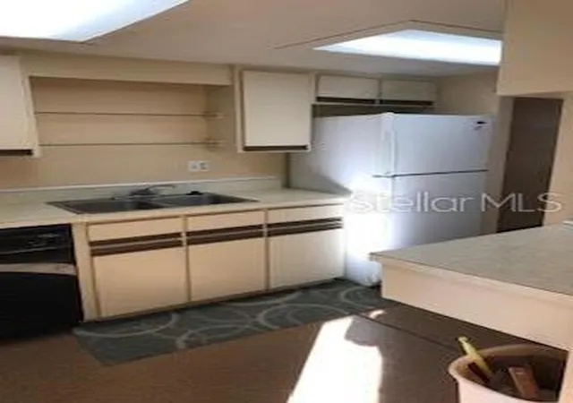 5th image of 431 W Rich Ave, DELAND, FL 32720