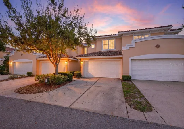Townhouse for sale at 184 Valencia Cir, Saint Petersburg, FL 33716 | MLS# TB8487687