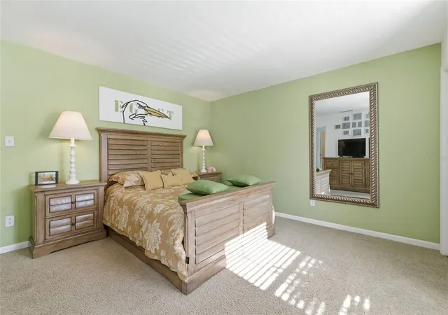 Photo 3 of Condo for sale at 5005 Coquina Key Dr Se #E, St Petersburg, FL 33705 | MLS# TB8487712 | Listing updated on 2026-09-05