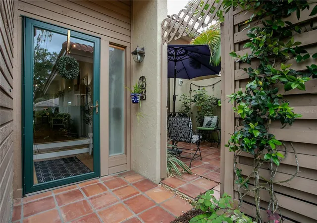 Photo 3 of Sale Pending at 1732 Kestral Park Way S #43, Sarasota, FL 34231 | MLS# A4686630 | Listing updated on 2026-08-03