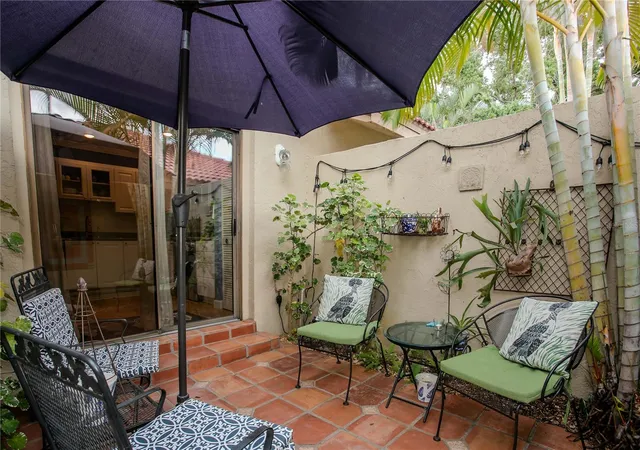 Photo 3 of Sale Pending at 1732 Kestral Park Way S #43, Sarasota, FL 34231 | MLS# A4686630 | Listing updated on 2026-08-03