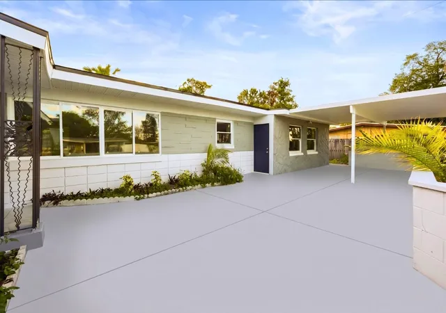 Photo 3 of Single family home for sale at 4528 S Shore Rd, Orlando, FL 32839 | MLS# S5146039 | Listing updated on 2026-09-12