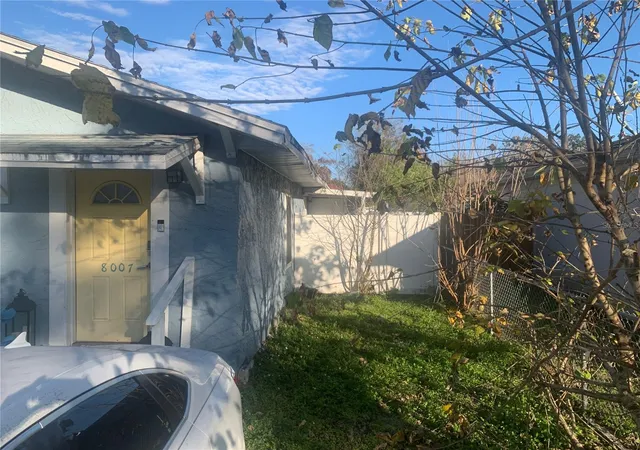 Photo 2 of Sale Pending at 8007 N Klondyke St, Tampa, FL 33604 | MLS# TB8487767 | Listing updated on 2026-07-21
