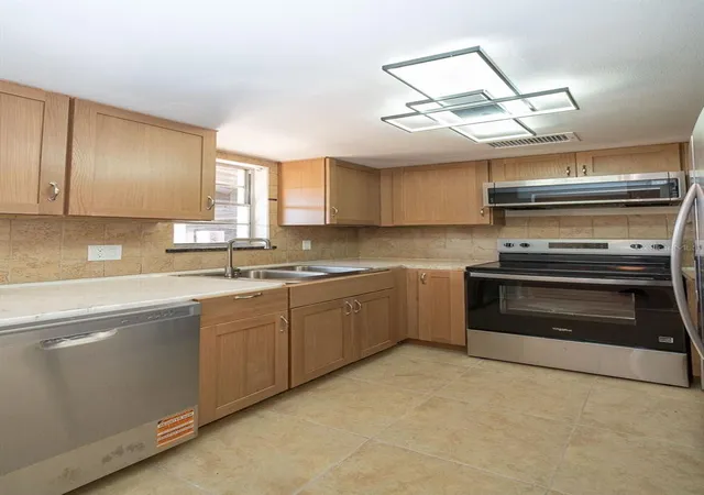 Photo 3 of Condo for sale at 4807 Marine Pkwy #103, New Port Richey, FL 34652 | MLS# TB8487802 | Listing updated on 2026-09-29