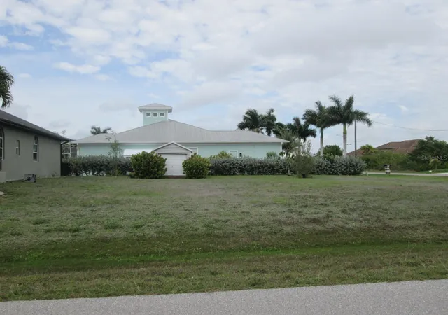 Photo 2 of Sale Pending at 15352 Pottstown Ave, Port Charlotte, FL 33981 | MLS# C7523558 | Listing updated on 2026-07-29