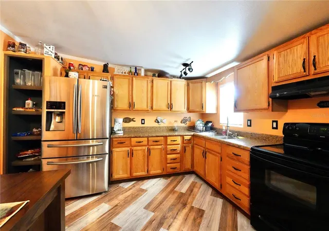 Photo 4 of Manufactured home for sale at 7494 Gordon Loop, Brooksville, FL 34601 | MLS# TB8487820 | Listing updated on 2026-07-20